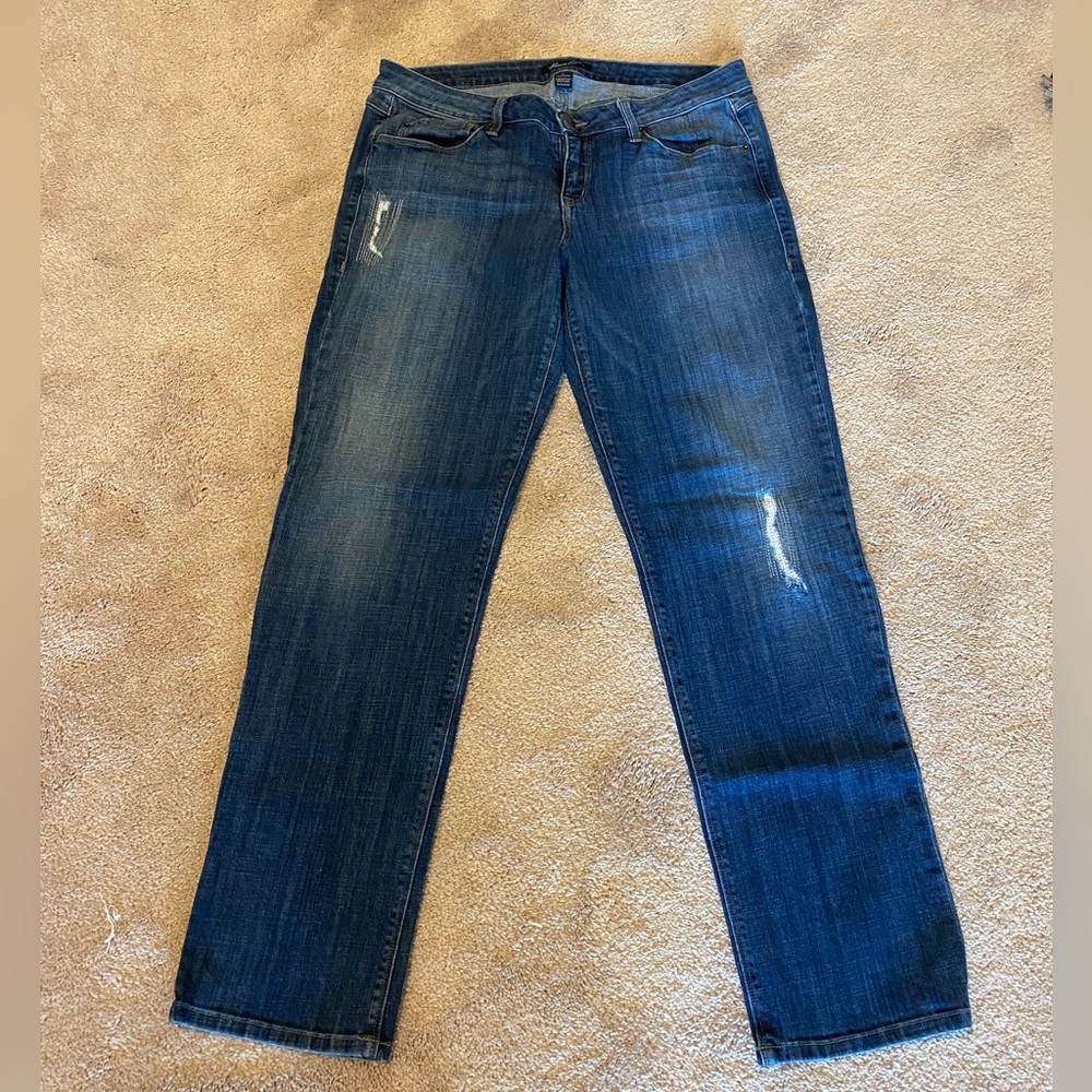 Women’s Kenneth Cole Straight Leg Jeans. Size 31